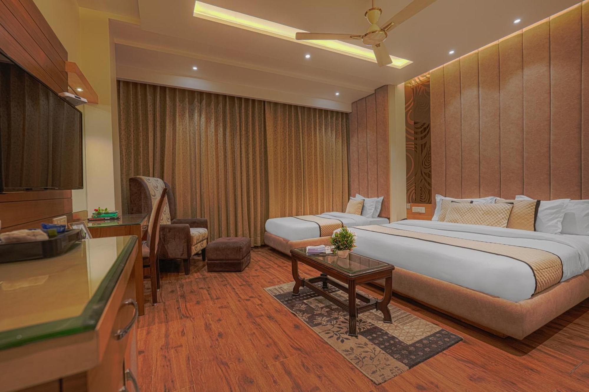 Csjs Inn Hotel Amritszár Kültér fotó