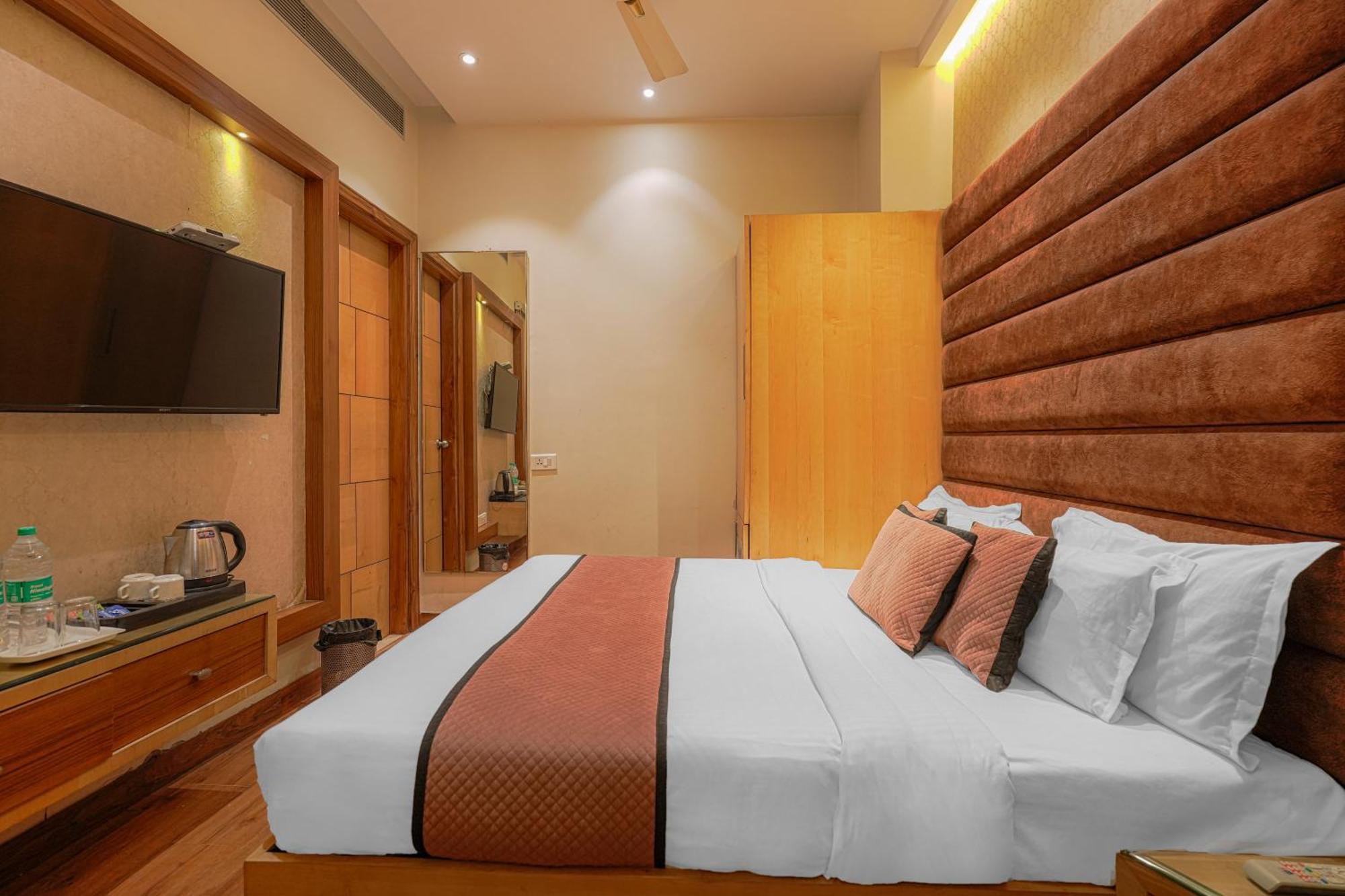 Csjs Inn Hotel Amritszár Kültér fotó