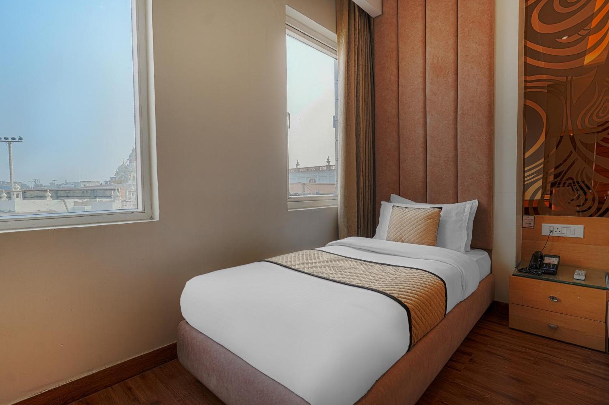 Csjs Inn Hotel Amritszár Kültér fotó