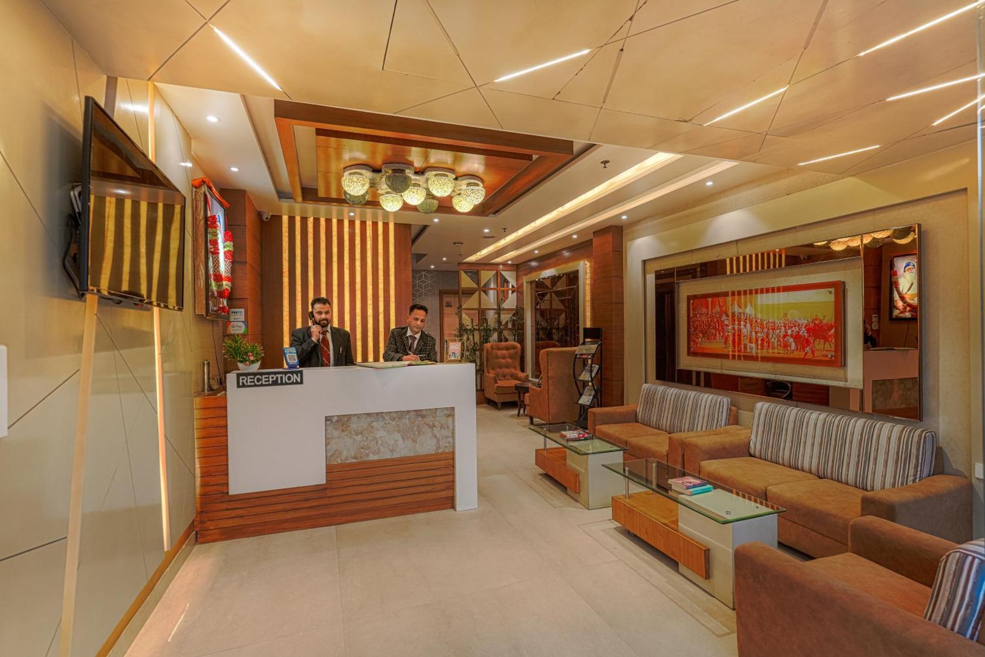 Csjs Inn Hotel Amritszár Kültér fotó
